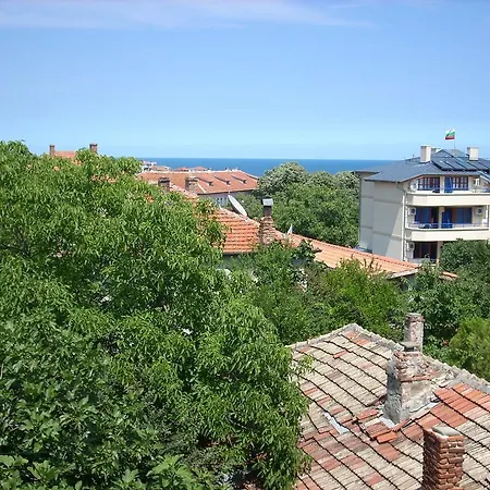 Ξενοδοχείο The Colourful Mansion 2*