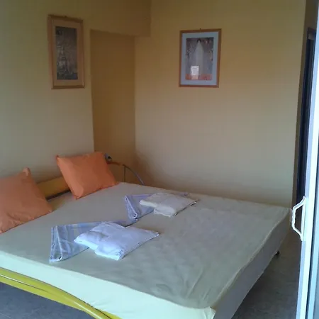 Ξενοδοχείο The Colourful Mansion Αγαθούπολη