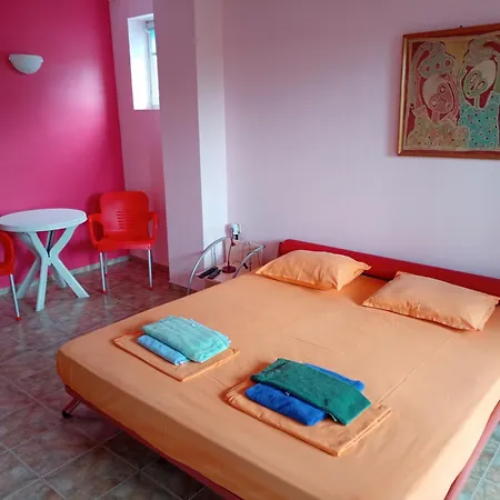 Ξενοδοχείο The Colourful Mansion Αγαθούπολη