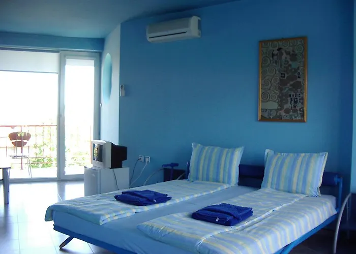 The Colourful Mansion מלון 2*