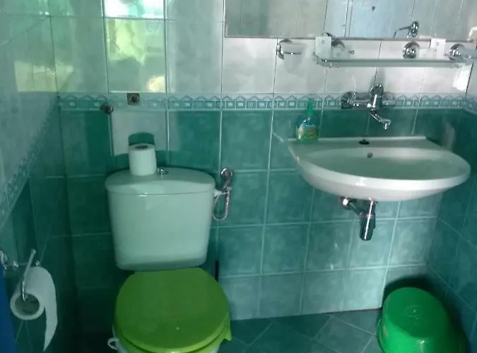 The Colourful Mansion מלון 2*