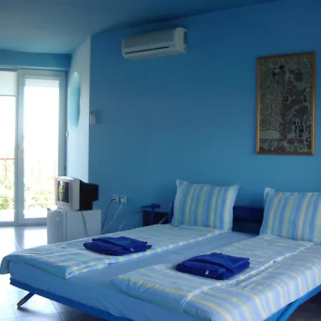 The Colourful Mansion Hotel 2*